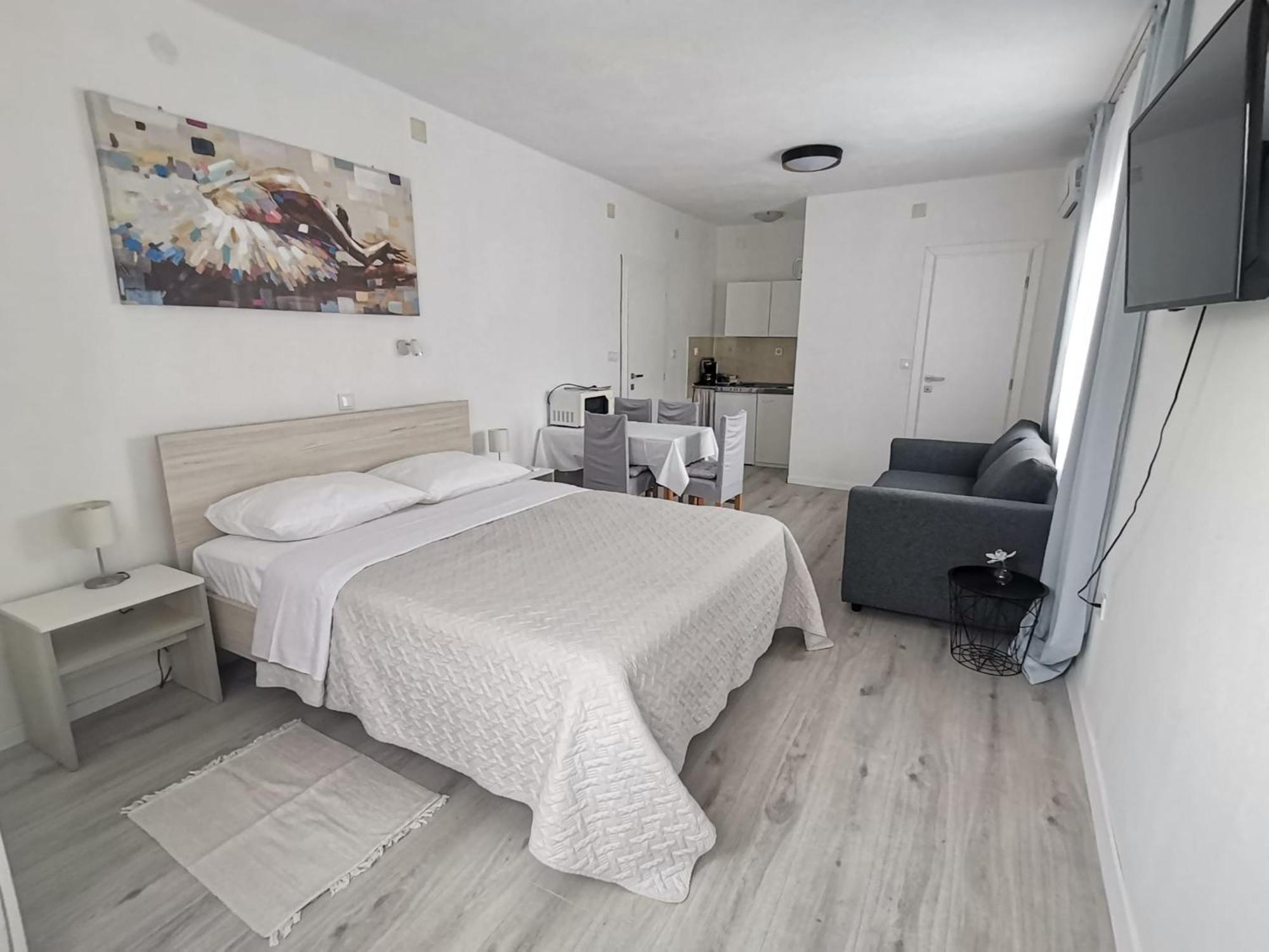 Paulina Harmony Rooms Сегет-Враниця Екстер'єр фото