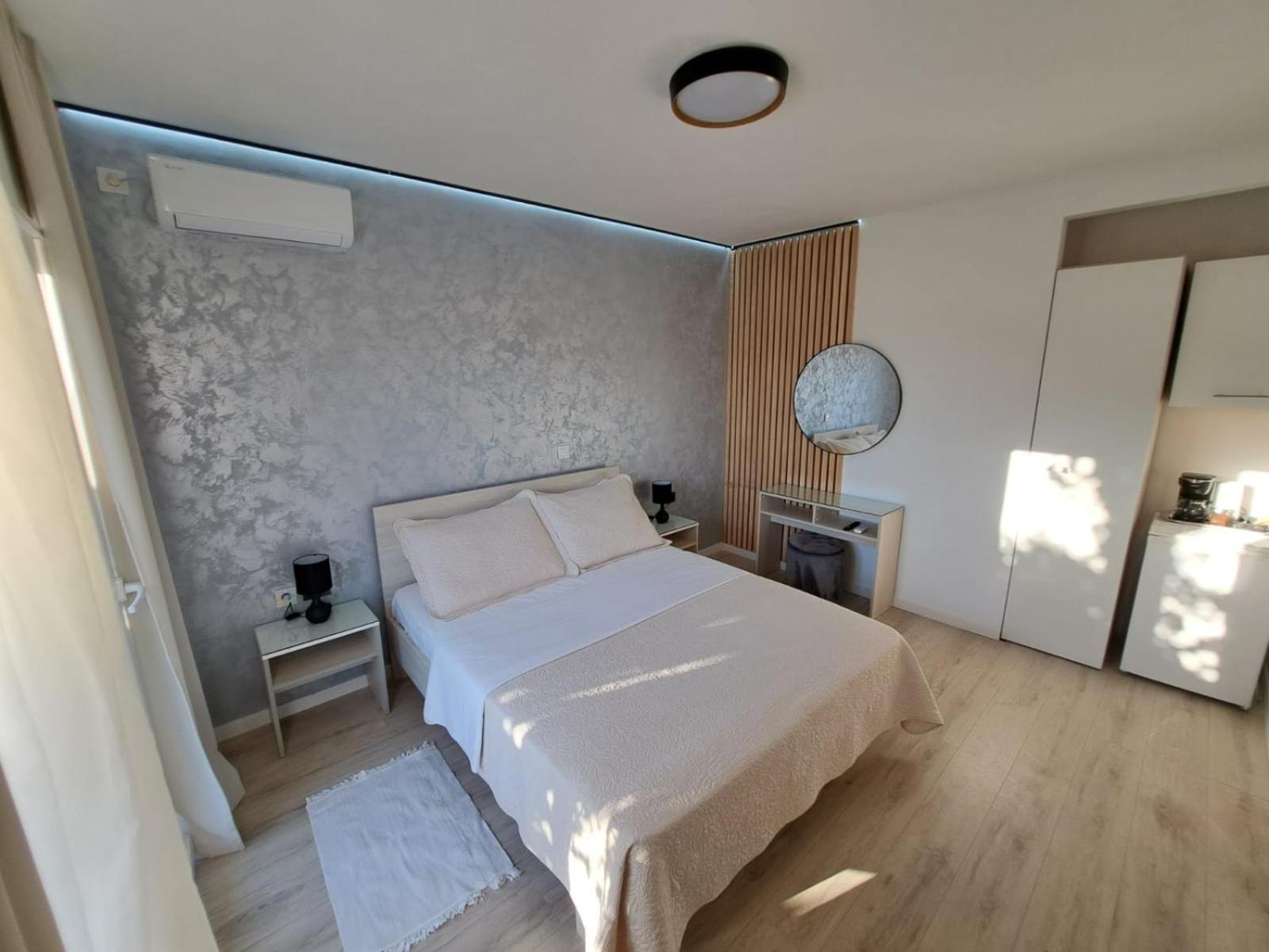 Paulina Harmony Rooms Сегет-Враниця Екстер'єр фото